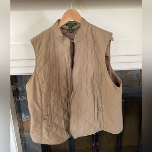 LAUREN Ralph Lauren quilted tan VEST in 3X. Zipper close. Pockets with snaps.